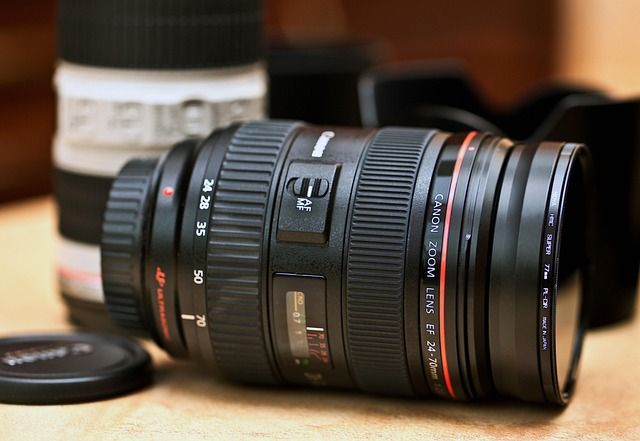 Tworzenie profesjonalnych fotografii - jakie akcesoria będą niezbędne?
