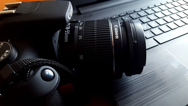 Jaki sprzęt fotograficzny wybrać do tworzenia contentu dla bloga?