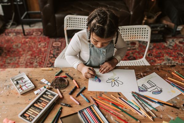 Jak rozwijać dziecięcą kreatywność? Poznaj nasze sposoby!